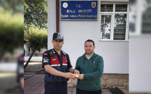 Altın dolu çanta sahibine teslim edildi...