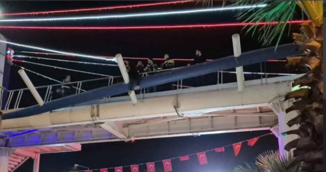 ‘Ailevi sorunlarım var’ dedi… Trafiği kilitledi…