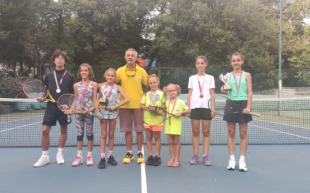 Ereğli Lisesi Spor Kulübü tenis turnuvaya damga vurdu...