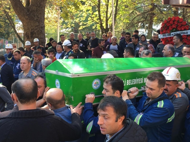 ARASOĞLU, SON YOLCULUĞUNA UĞURLANDI...