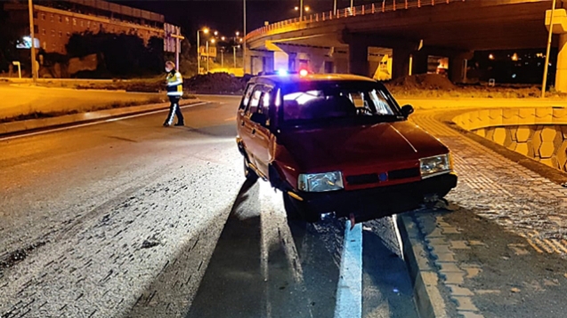 Kaza yaptı… Aracını bırakıp kaçtı…