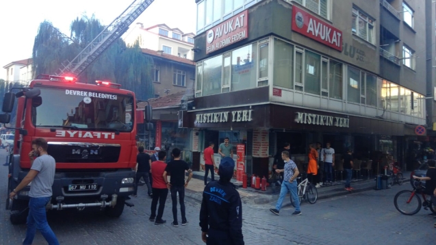 Köftecide yangın: Ekipler olay yerinde