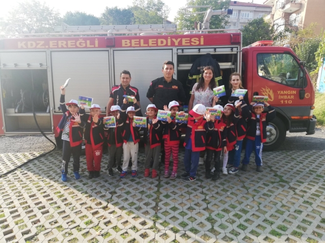 MİNİK İTFAYİCİLER TATBİKATTA...