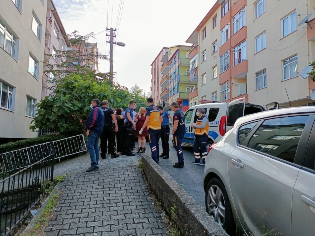 Gruplar arasında çıkan kavgada kan aktı...
