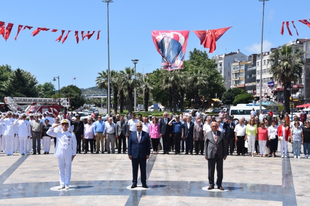 KDZ EREĞLİ’NİN KURTULUŞUNUN 102. YILI TÖRENLERLE KUTLANDI