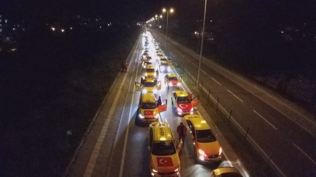 'BARIŞ HAREKATINA' DESTEK KONVOYU...