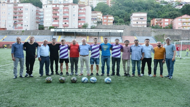Belediyespordan üç imza…