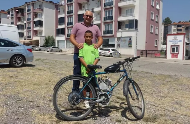 Bisikletini motorlu hale getirdi...