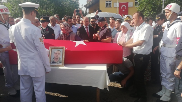 Boğulan asker son yolculuğuna uğurlandı…