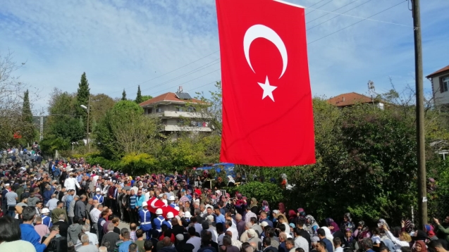 UZMAN ÇAVUŞ, SON YOLCULUĞUNA UĞURLANDI...