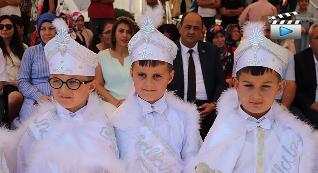 Sünnet tamam, sıra damatlıkta...