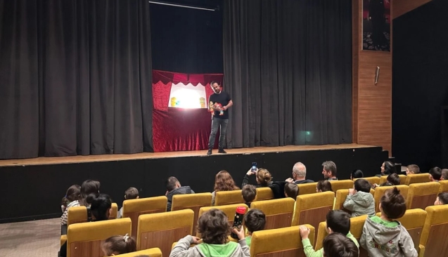 Karagöz Hacivat gösterisine davetlisiniz...