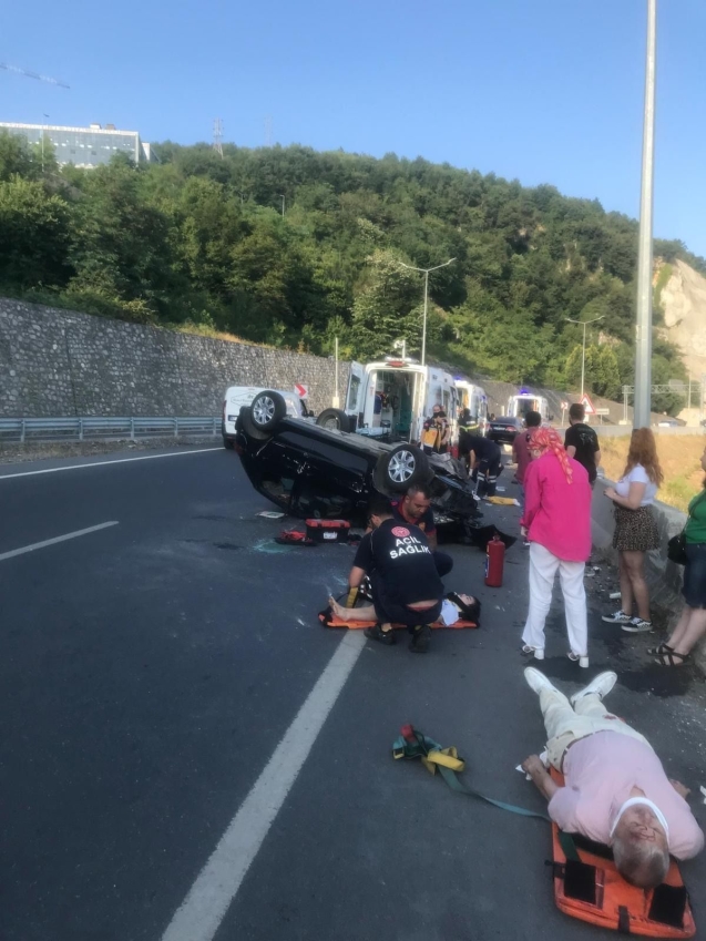 Hastane yolunda kaza! Yaralılar var