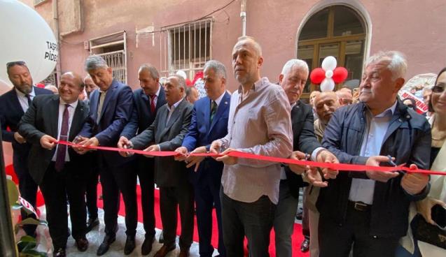 Taş Fırın Pide salonuna görkemli açılış…