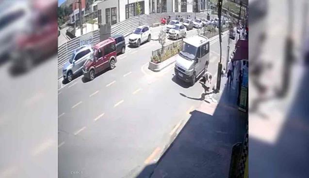 Yaya yaralandı… Kaza anı kameralara yansıdı…