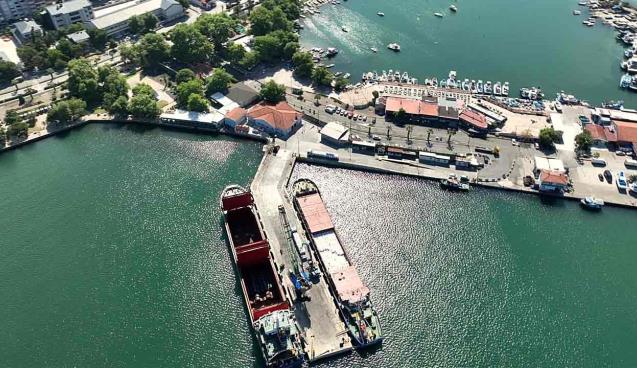 Bozahane limanı ilçe ticaretine katkı sunuyor…