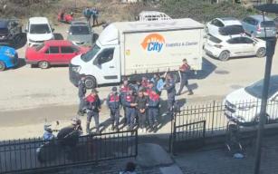 Hırsızlık iddiası... 3 kişi gözaltına alındı...