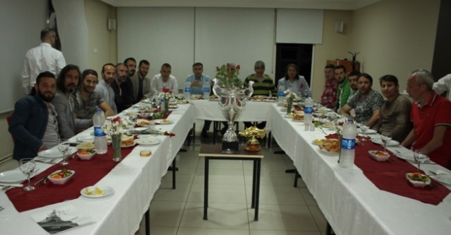 Kupaya Kutlama Yemeği
