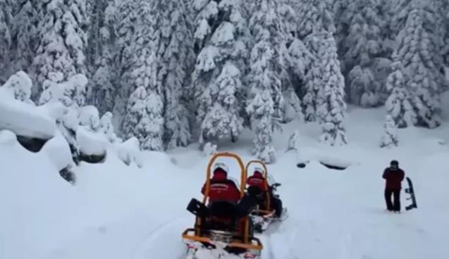 JAK timinden karla kaplı ormanda zorlu tatbikat...