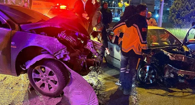 Ereğli ve Alaplı’da iki feci kaza… 6 yaralı…