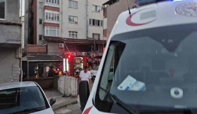 Metruk iş yerinde yangın... Mahalleli rahatsız...