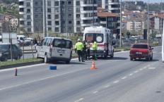 Lastiği patladı... Kazadan kaçamadı...