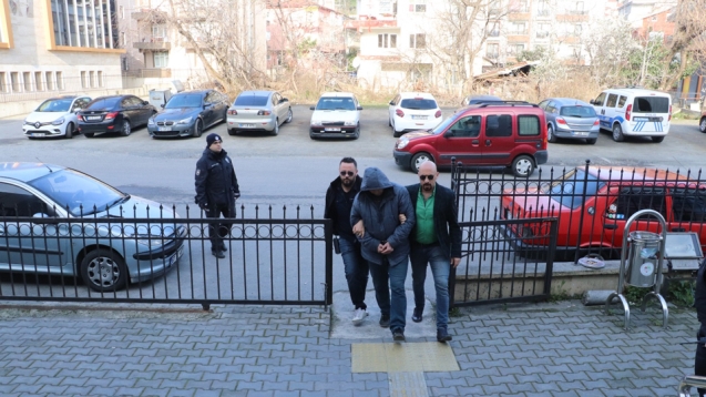 BAKKAL AMCA ADLİYEYE SEVK EDİLDİ...