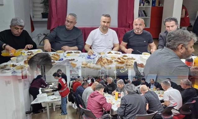 Muhammet Aydın, öğrencilerle iftarda bir araya geldi…