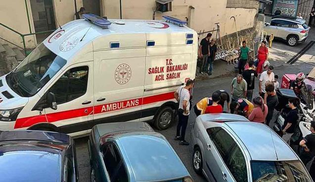 Motosikleti devirdi… Soluğu hastanede aldı...