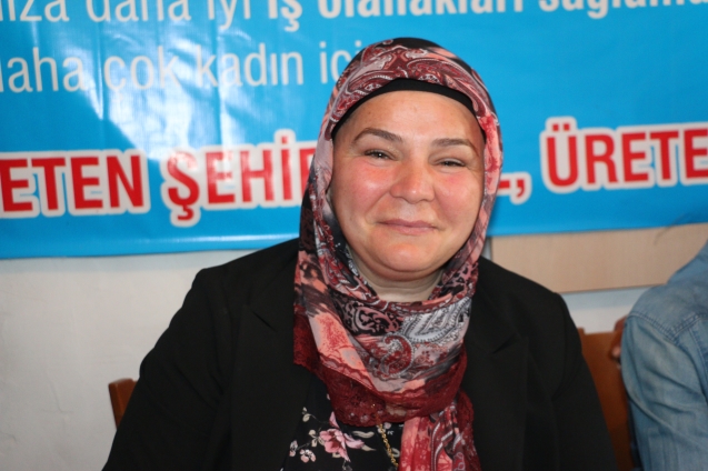 Benim yanımda çakal, kurt ve sürü yok!...