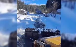 Hayvanlarıyla beraber 3 gün mahsur kaldı...