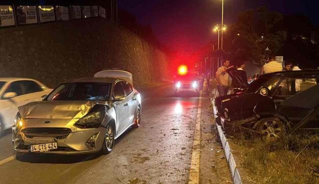 Çarptığı otomobili metrelerce sürükledi…