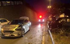 Çarptığı otomobili metrelerce sürükledi…