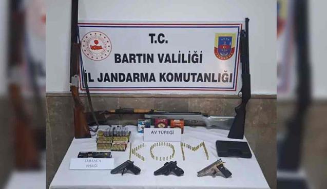 3 ilde çeşitli suçlara yönelik operasyon; 26 gözaltı…