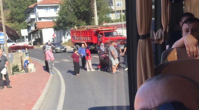 Otomobil çarptı... Talihsiz çocuk yaralandı...