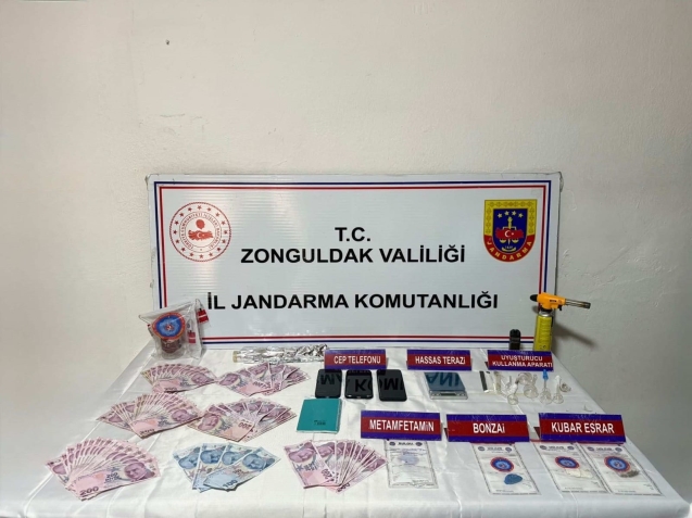 Uyuşturucu operasyonunda 3 kişi tutuklandı...