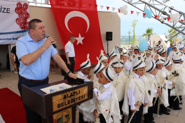 60 çocuk erkekliğe ilk adımını attı…