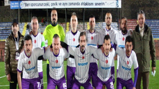 2-1 mağlup ederek 8’inci maçını da kazandı...