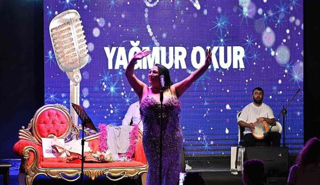 Diva Yağmur Okur, Ereğli’de festival havası estirdi…