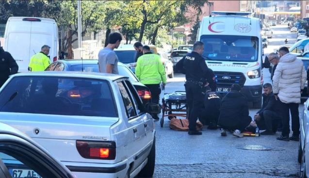 Art arda 2 trafik kazası... Yaralılar var...