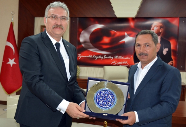 Oral’dan Uysal’a ziyaret…