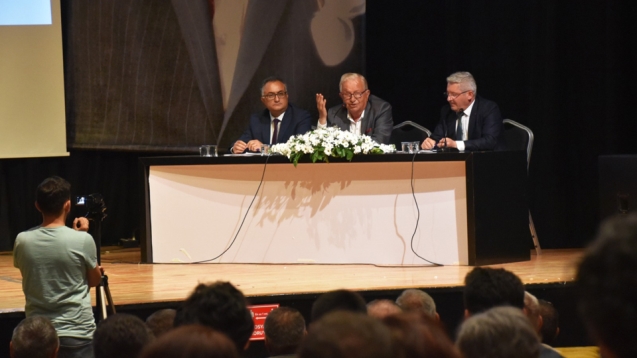 “CAMİYE DEĞİL, YERİNE KARŞIYIZ”