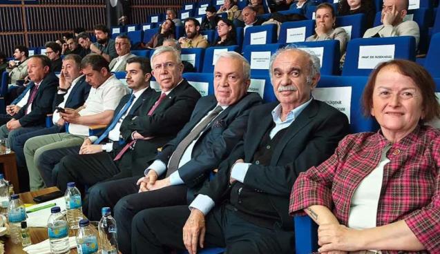Yaşare Aydın, Tarihi Kentler Birliği toplantısına katıldı…