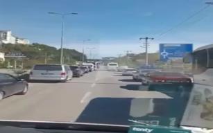 Ambulansa fermuar sistemiyle yol verdiler…