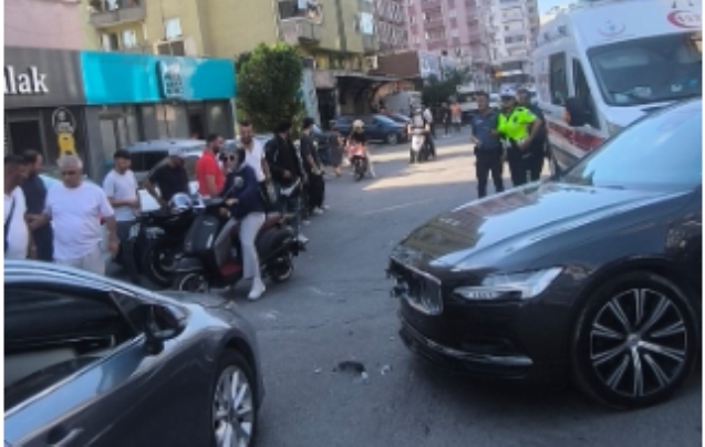 Otomobil ile motosiklet çarpıştı... 1 yaralı...