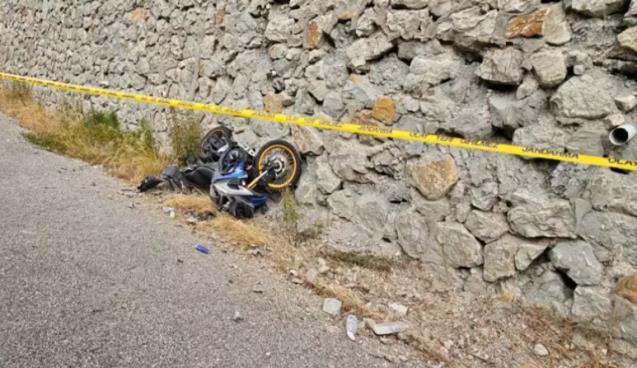 Polis memuru, motosiklet kazasında yaşamını yitirdi...