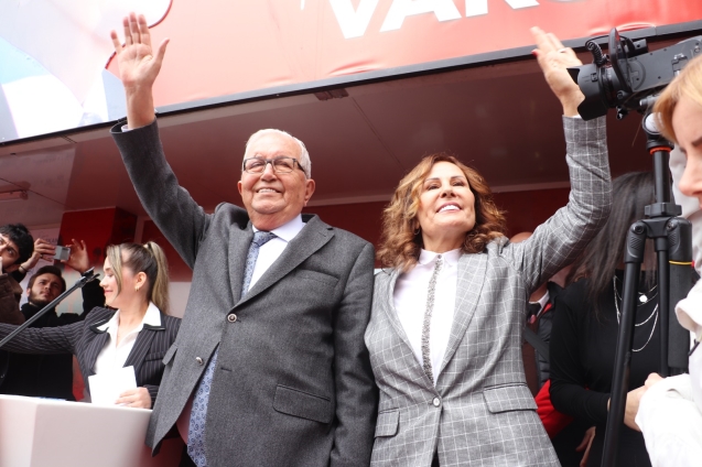Posbıyık CHP seçim bürosu açılışını gerçekleştirdi.