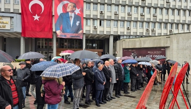 İpekçi, hiçbir siyasi partinin şov malzemesi değildir...