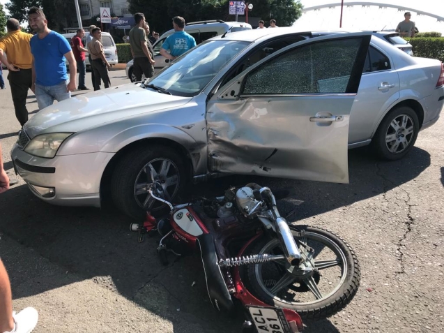 Trafik kazası...1 yaralı...
