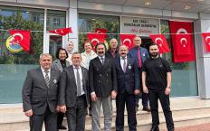 Yeni Parti'den Muhtarlar Derneği'ne ziyaret...